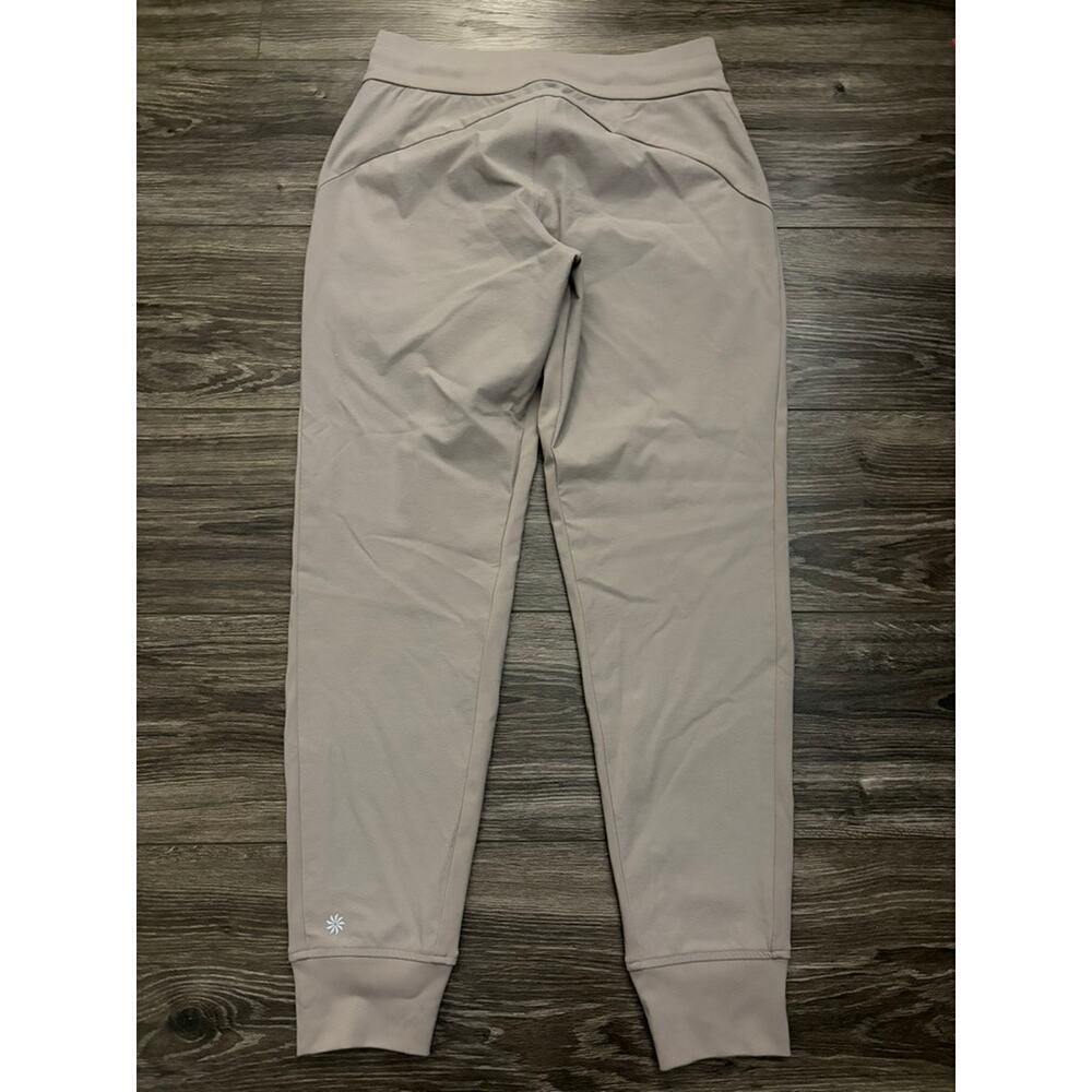 Athleta Headlands Hybrid Trek Mid Rise Jogger Beige size 4 - Picture 6 of 7